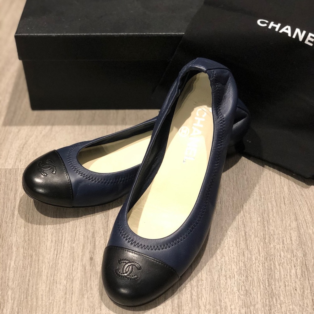 Chanel flats, dark navy blue